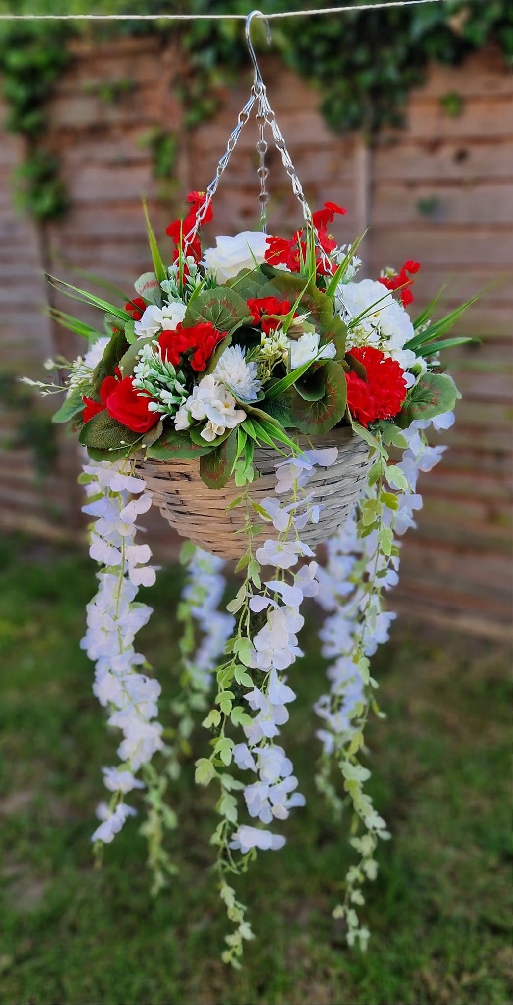 Medium hanging basket