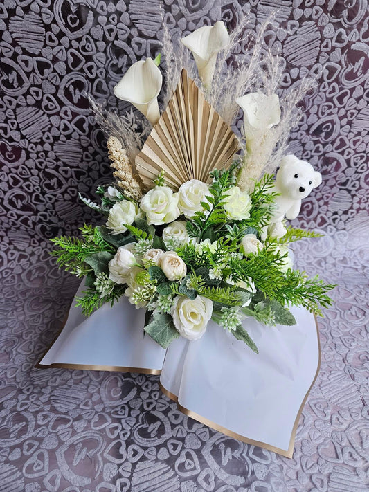 Medium hatbox arrangement