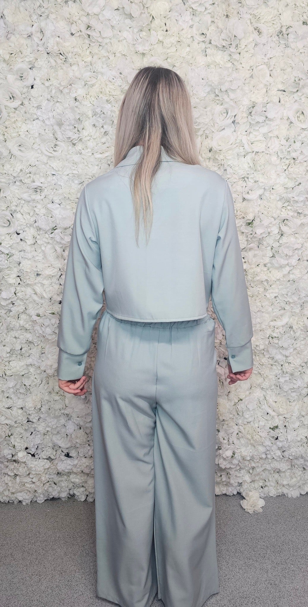 Crop jacket suit